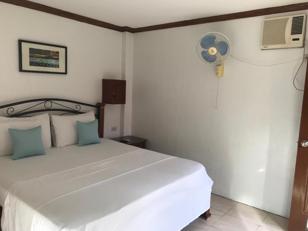 Double Diamond Inn